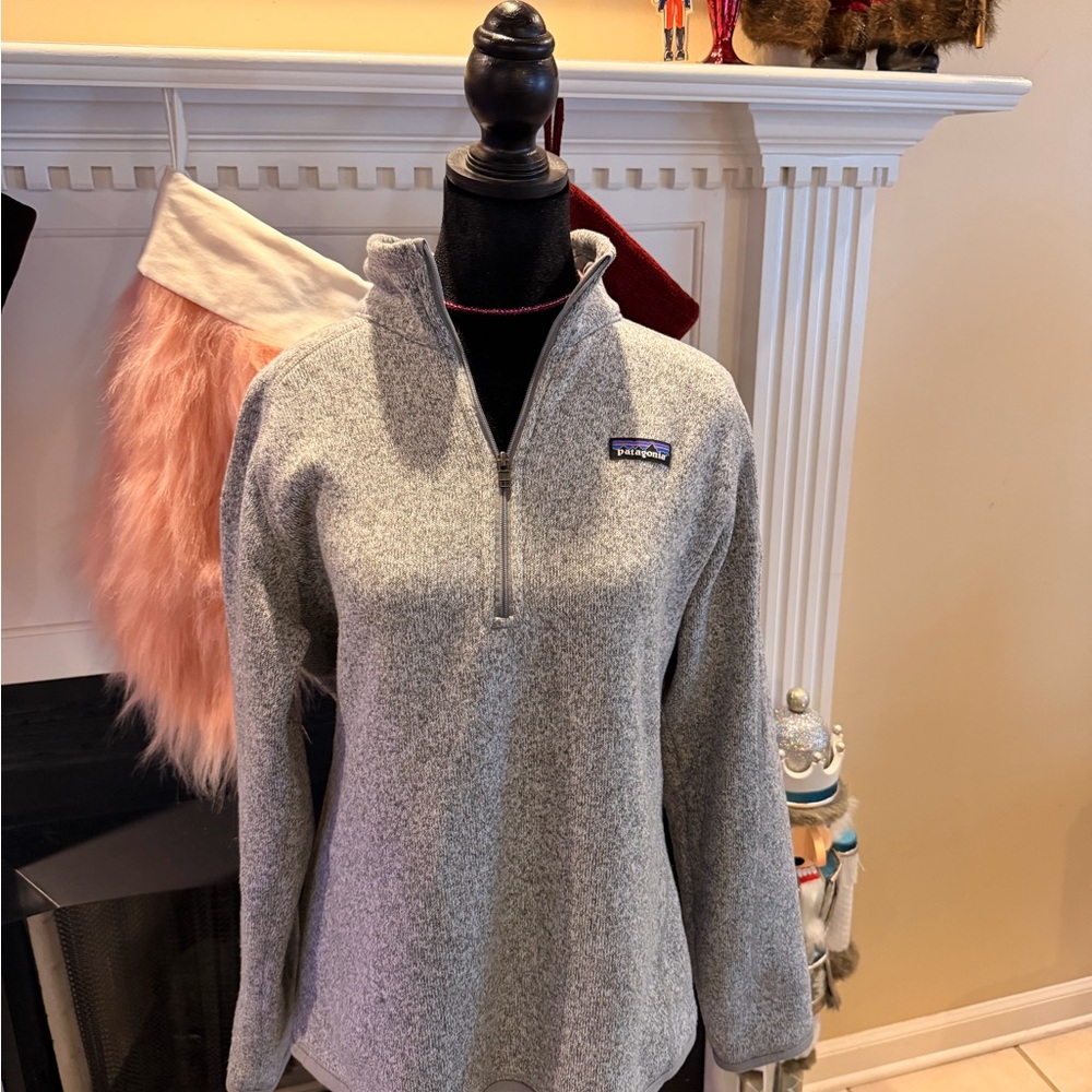 Patagonia Women's Light Gray Quarter-Zip Fleece Pullover